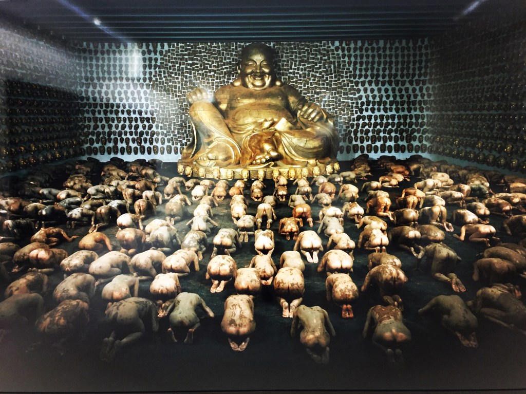 Tek Dünya, Tek Rüya: Çıktığımızı sandığımız merdivenlerin&nbsp;fotoğrafı