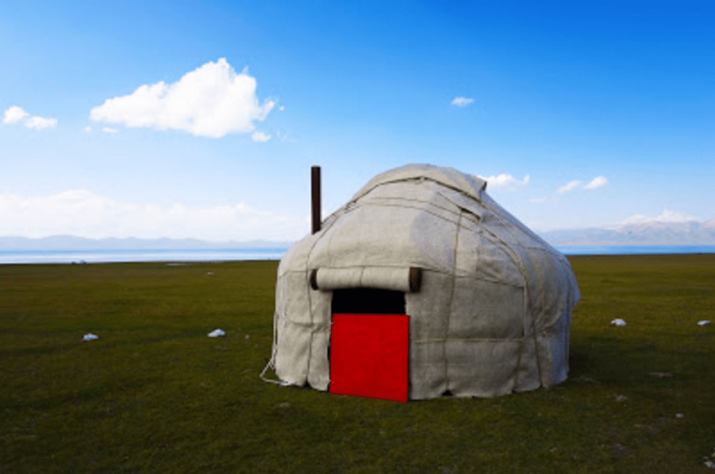 Konuk Blogger – Ahmet Rüstem Ekici: 3100 Metre Yüksekte Bir Sanat&nbsp;Kampı